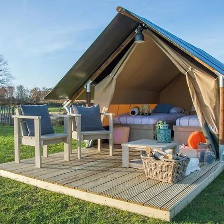 Camping Camping Belle-vue 2000 *